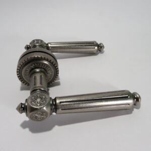 Дверная ручка Matador CL4-AS-9 Античное серебро