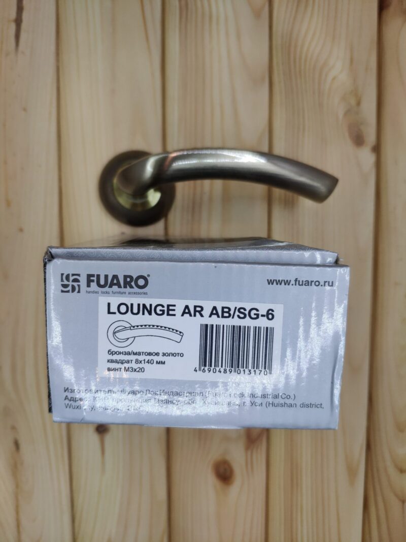 Дверная ручка LOUNGE AR SG/GP-4 матовое золото/золото, квадрат 8x130 мм — изображение 4
