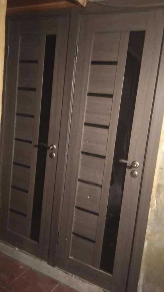 Наши работы по монтажу межкомнатных дверей в Николаеве