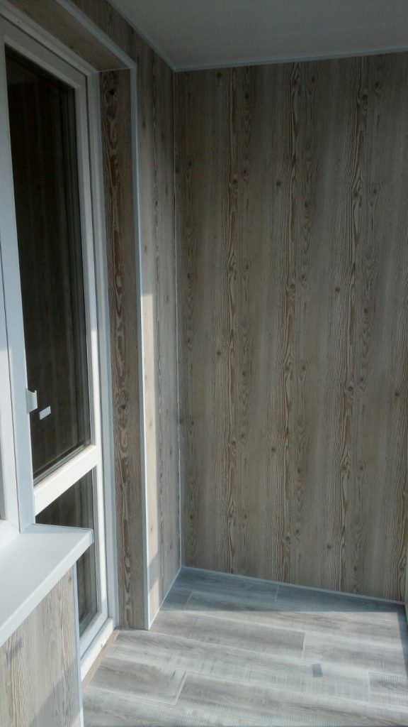 Чим обшити балкон в Миколаєві